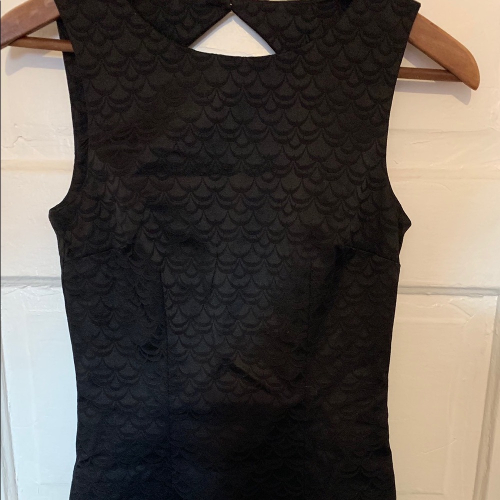 Classic black dress size USA 4/ Europe 34